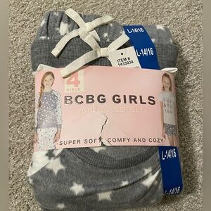 New 4 piece pajama set for girl